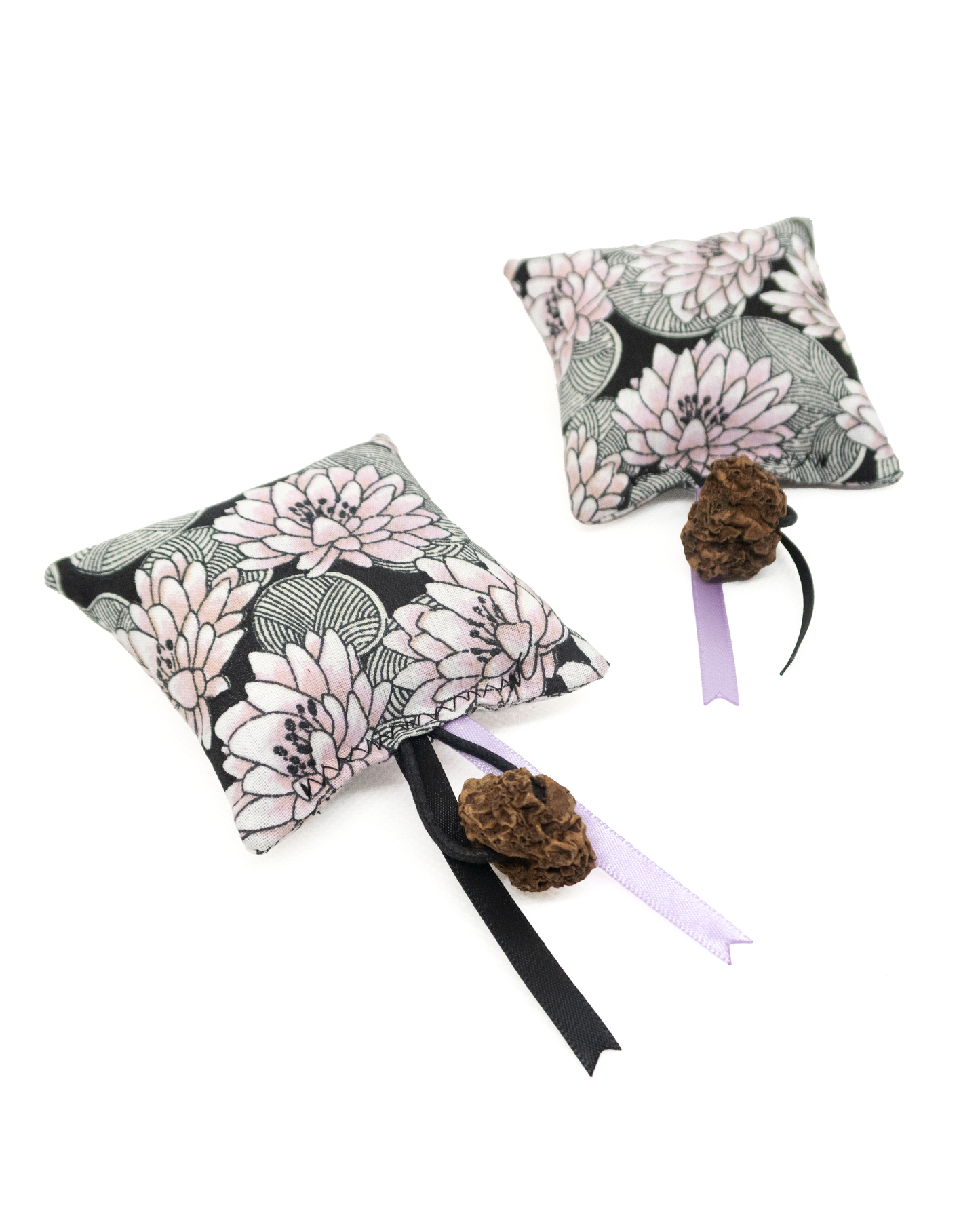 Coussin matatabi cataire Nénuphar Rose