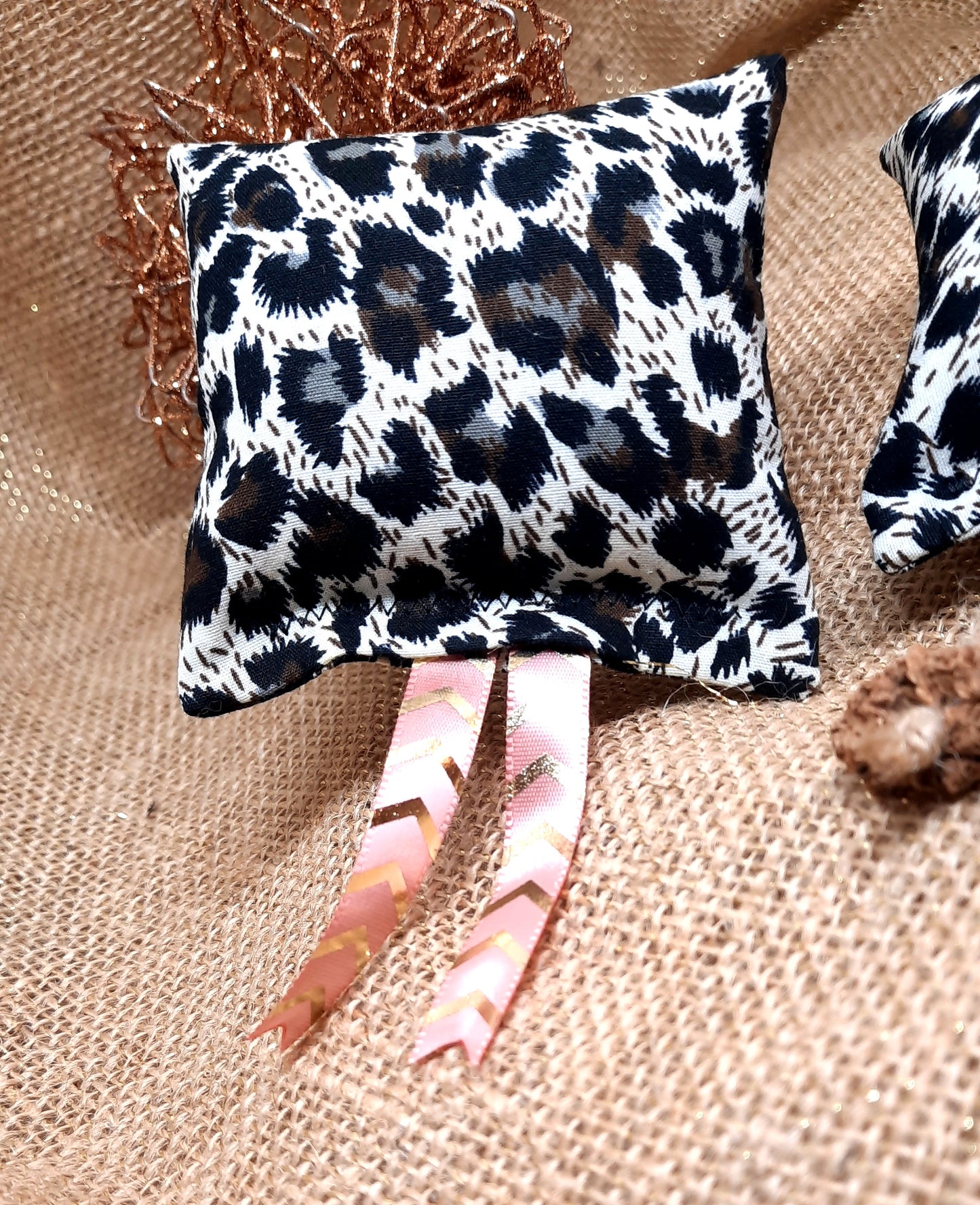 Coussin léopard cataire/valériane