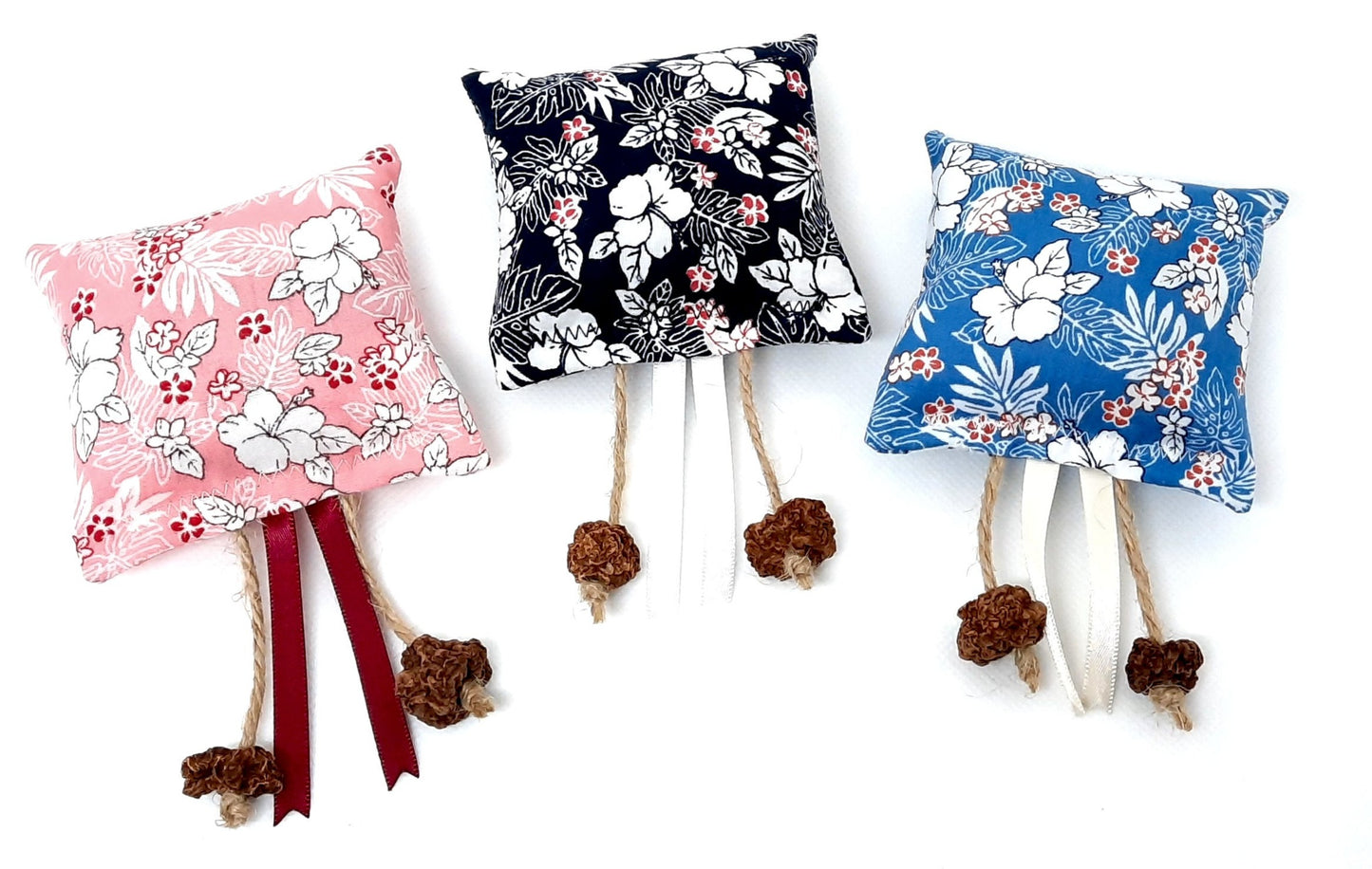 Coussin matatabi et cataire Hibiscus
