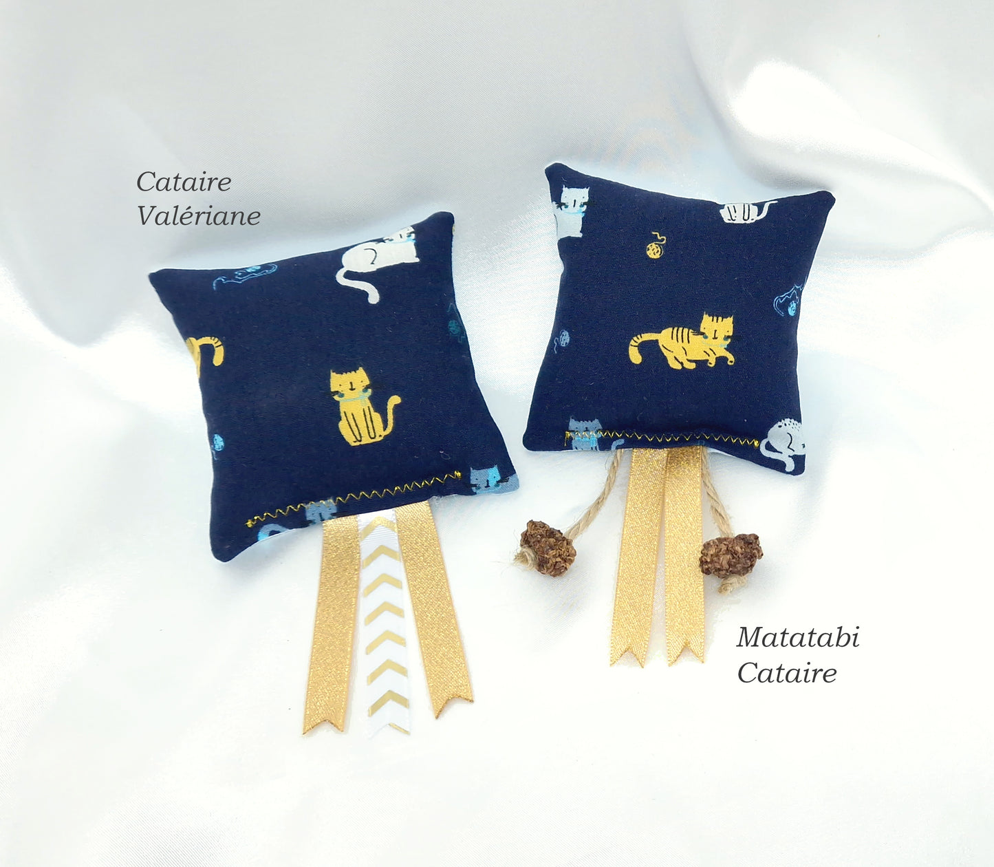Coussin chats bleu