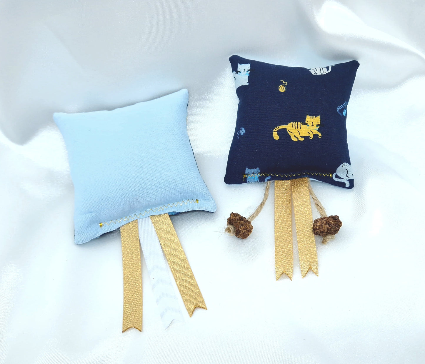 Coussin chats bleu