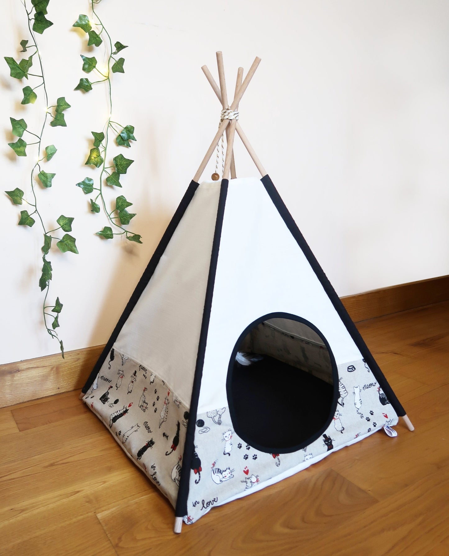 Tipi chats Black&White